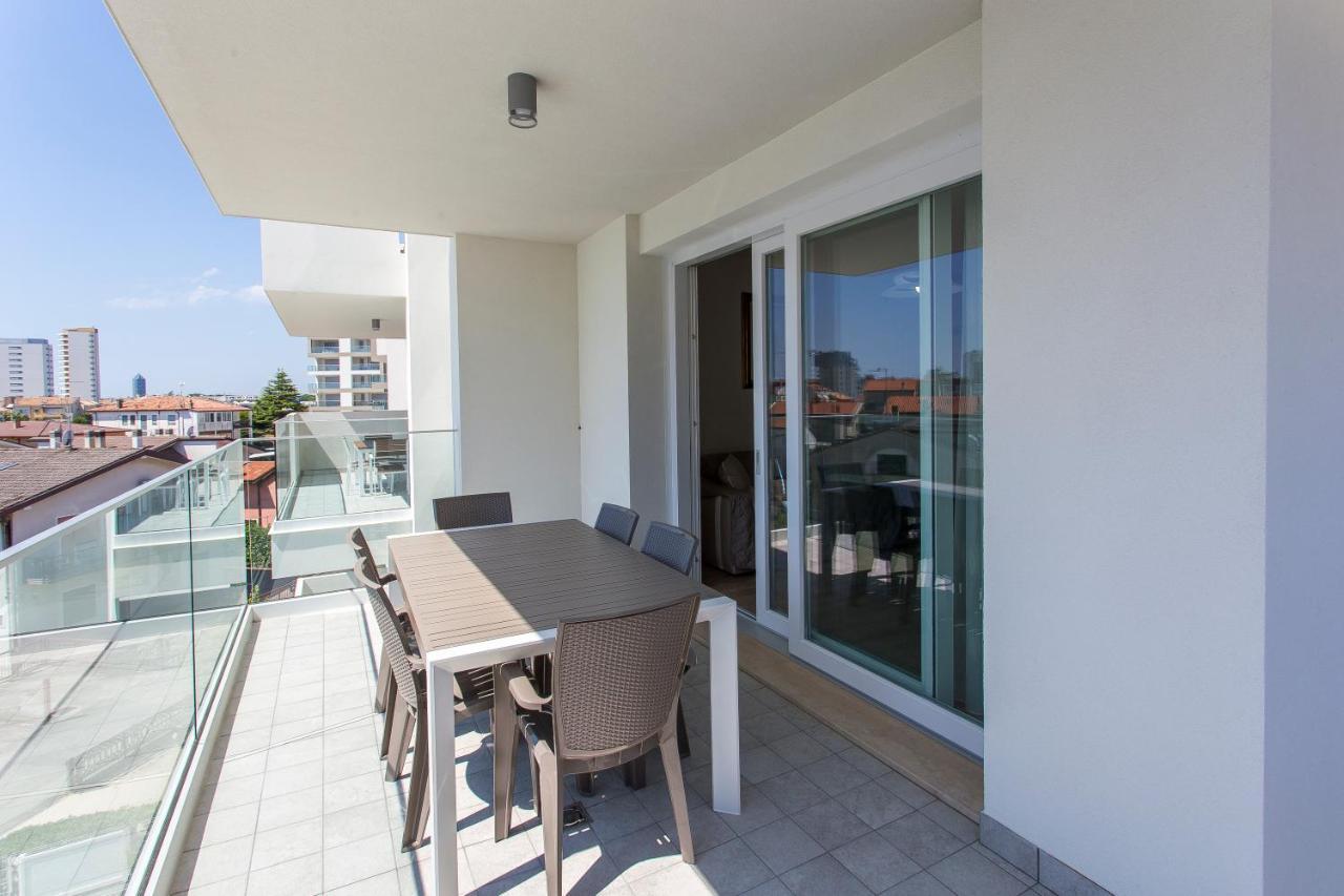 Immobiliare Jvl - Vm2 Leilighet Lido di Jesolo Eksteriør bilde